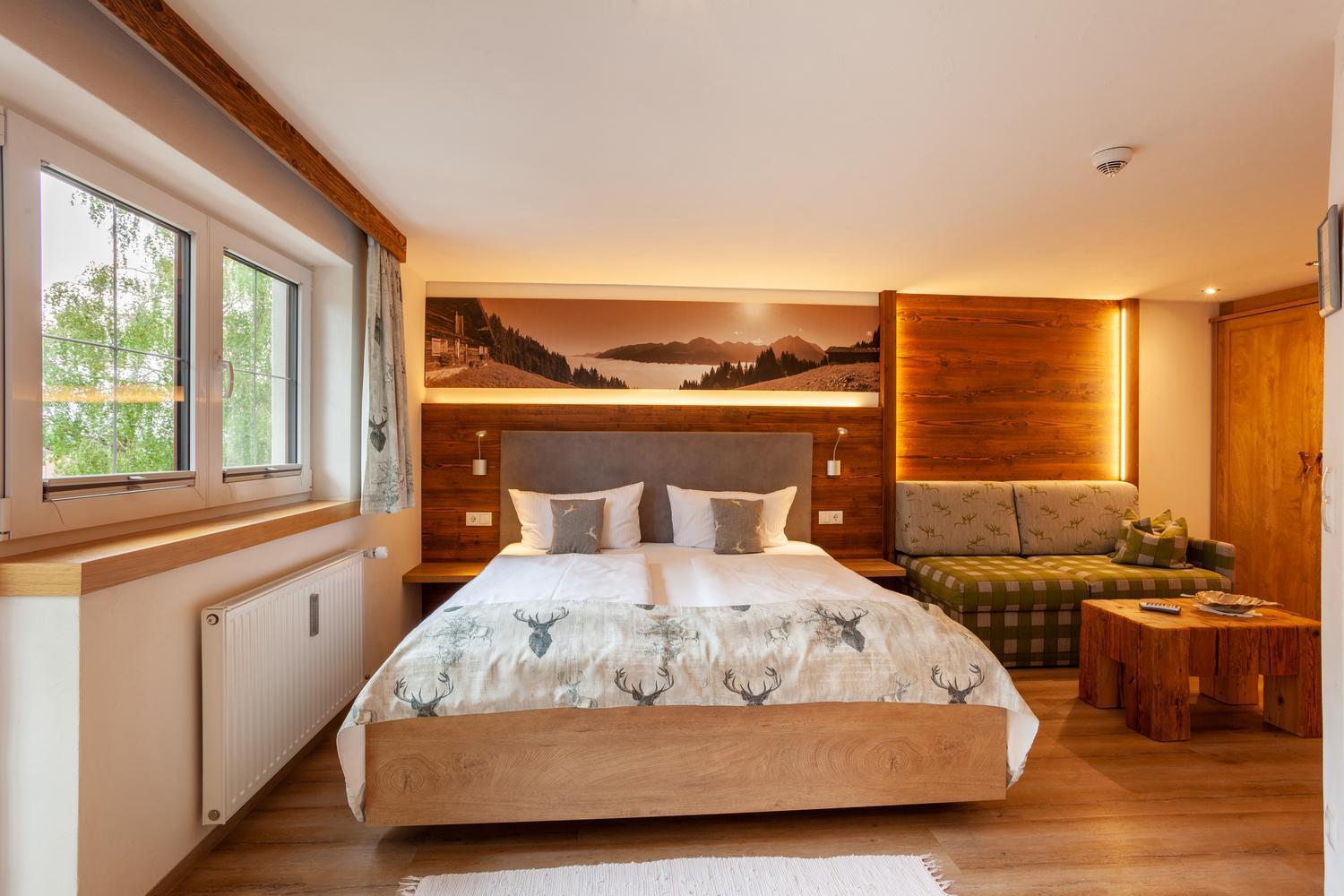 Lustiger Hirsch Hotel Akams Екстериор снимка