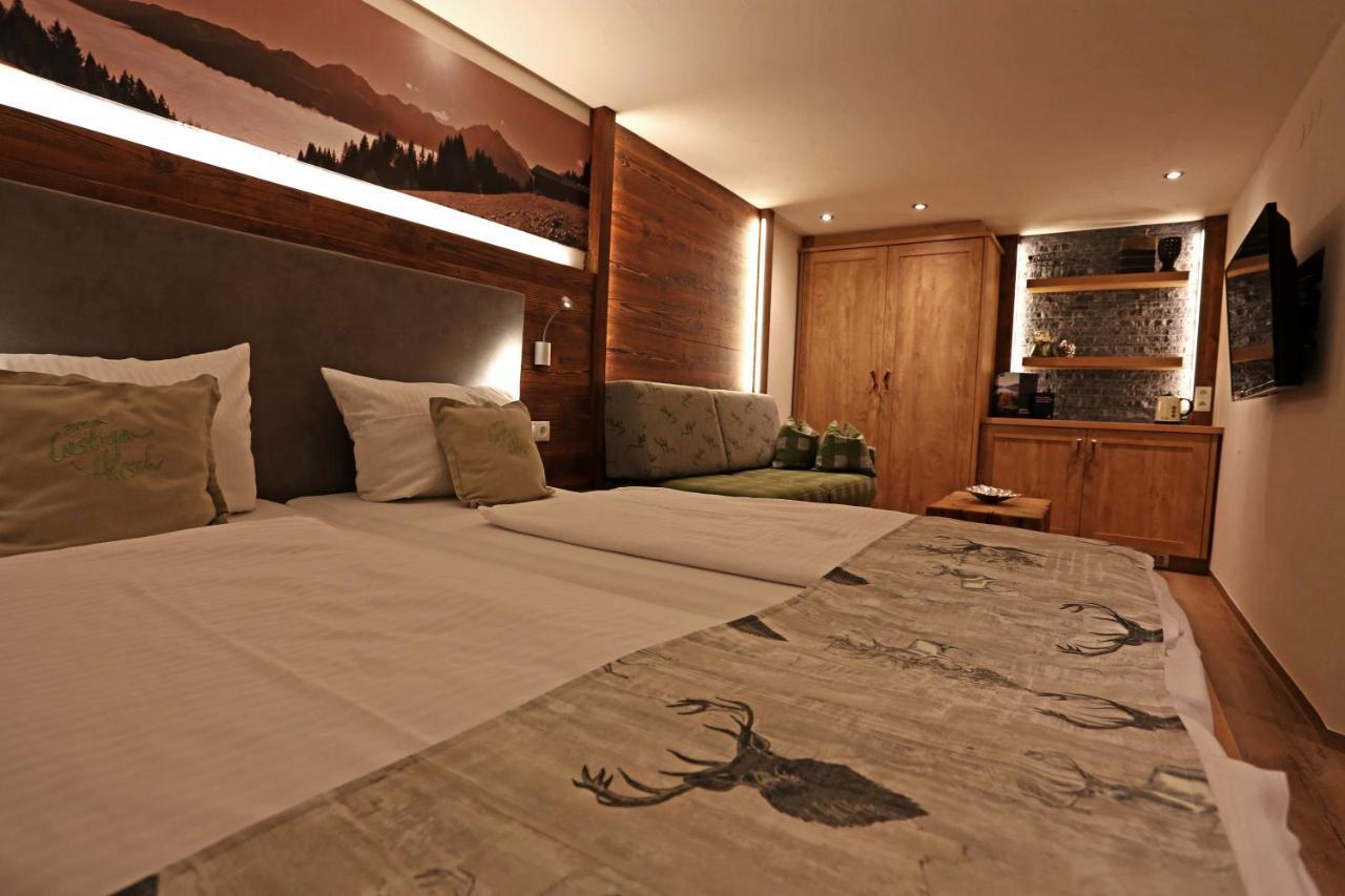 Lustiger Hirsch Hotel Akams Екстериор снимка
